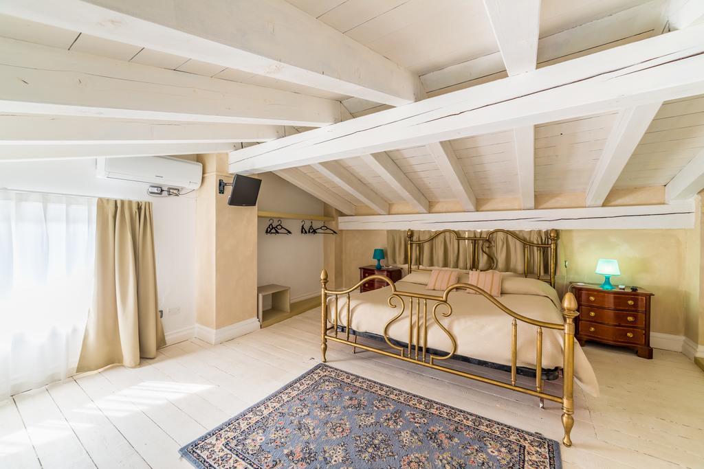 Le Residenze Del Tenore Romano di Lombardia Bagian luar foto